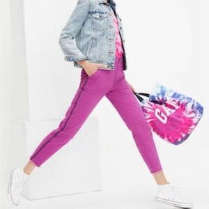 GAP Purple‎ Cropped Utility Pants with Side Stripe Detail Casual Everyday size 6